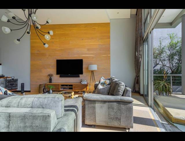 5 BEDROOM HOUSE FOR SALE IN MONTROSE